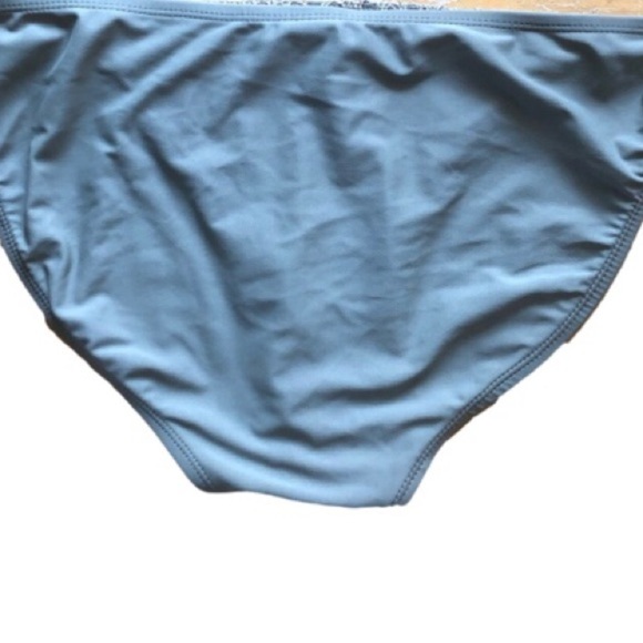 XHILERATION 2 Piece Crocheted Bikini Top and Bottom XL - Picture 8 of 8